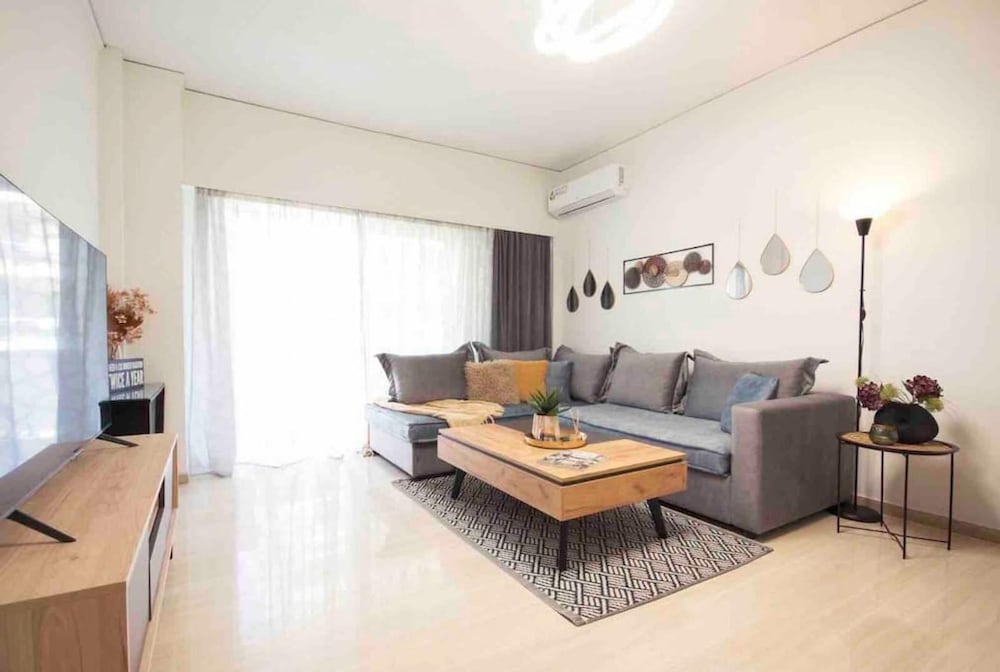Alkuoni lux Flat at P Faliro — 4-Star Luxury Hotel in Palaio Faliro, Greece
