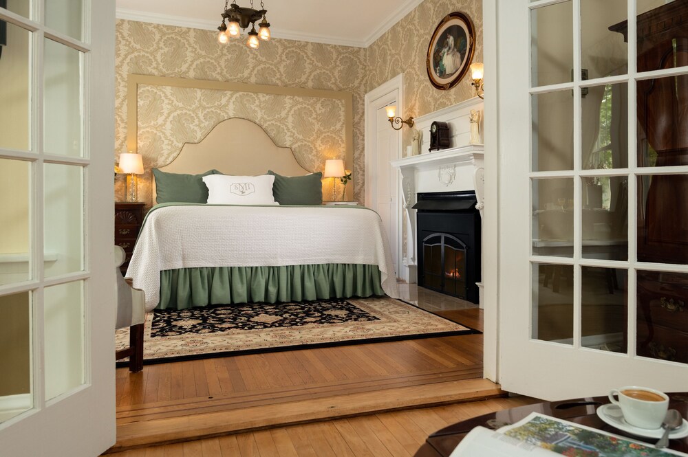 Maine Stay Inn & Cottages - photo 60