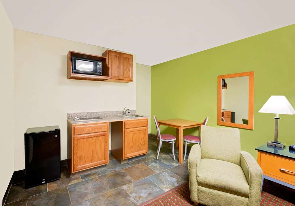 Days Inn by Wyndham Fort Dodge - photo 13
