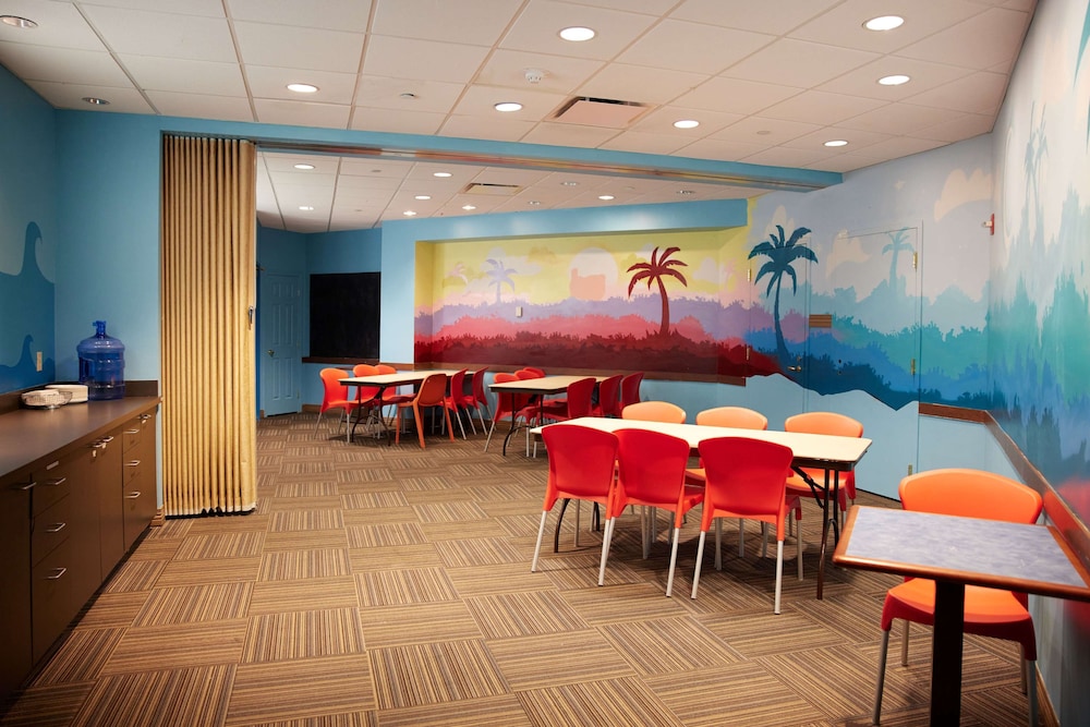 DoubleTree by Hilton Boston North Shore - photo 29
