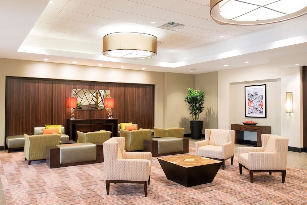 DoubleTree by Hilton Hotel Grand Rapids Airport - photo 7