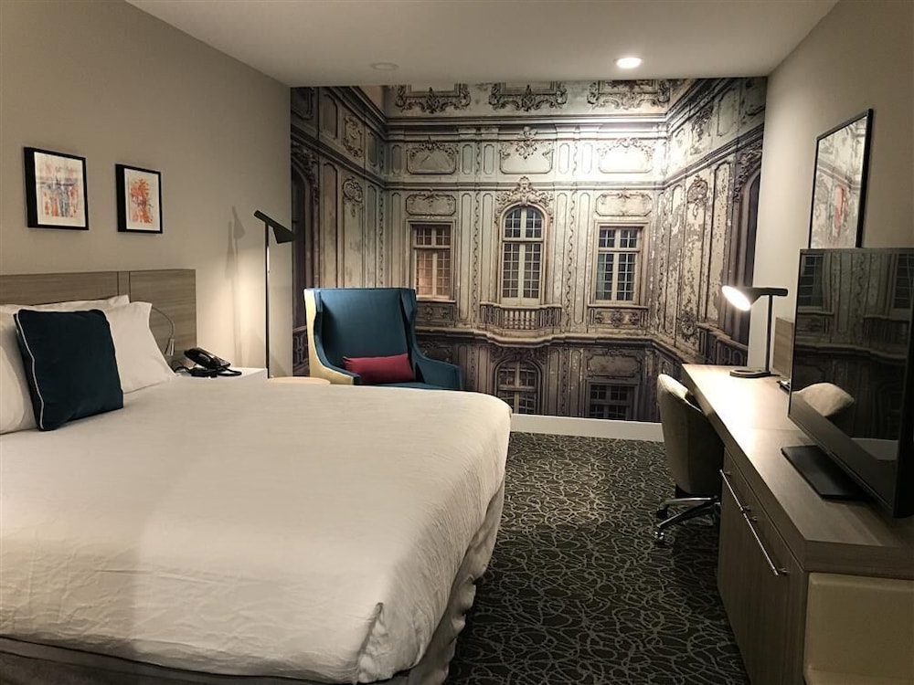 Hilton Garden Inn Wichita Downtown - photo 5