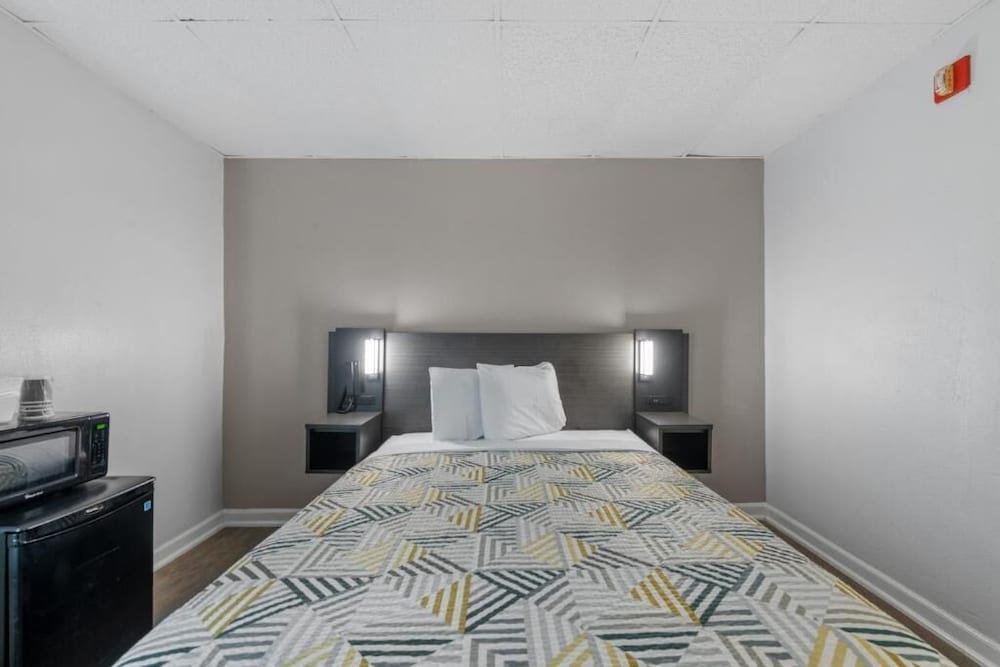 Budget Inn Norfolk VA Oceanview - photo 12
