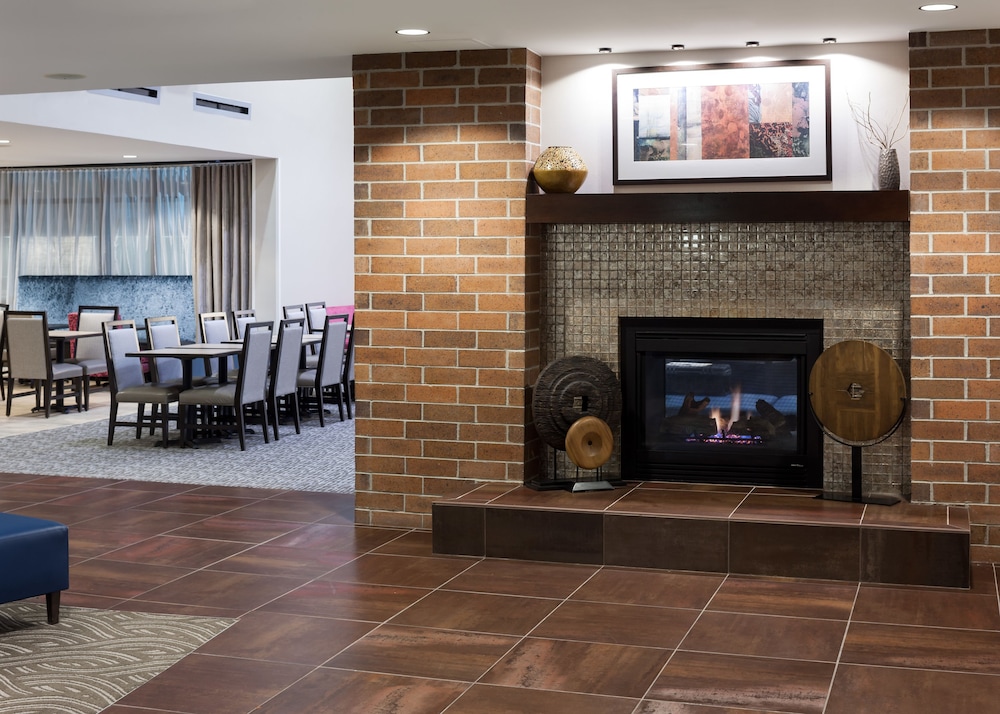 Hampton Inn & Suites Omaha Downtown - photo 40