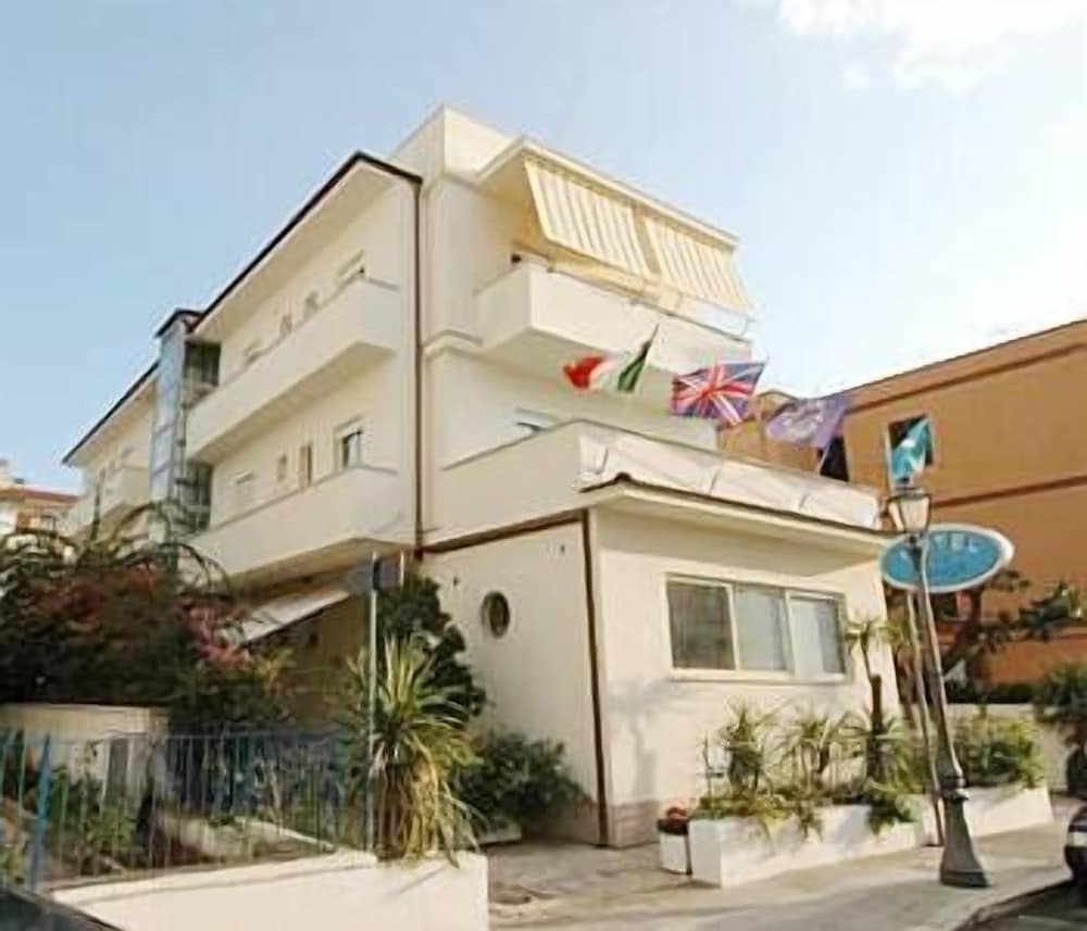 Hotel Mayor - carbon neutral hotel in Sperlonga