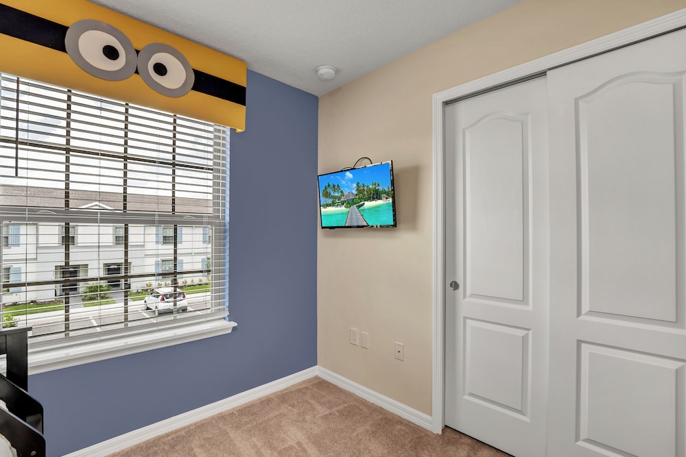 2407 Dubai Street - photo 32