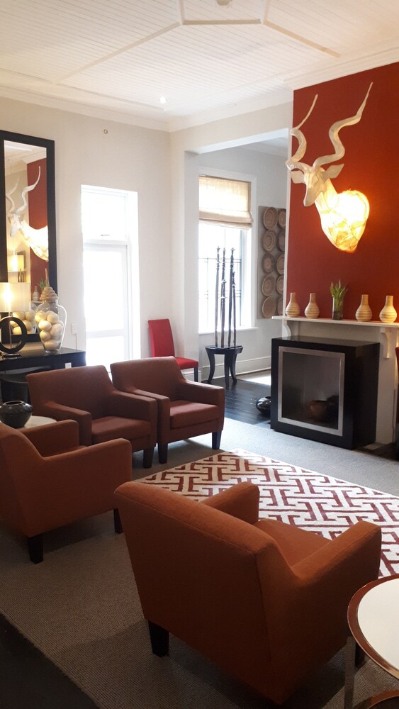 An African Villa — 4-Star Luxury Hotel in Cape Town, South Africa