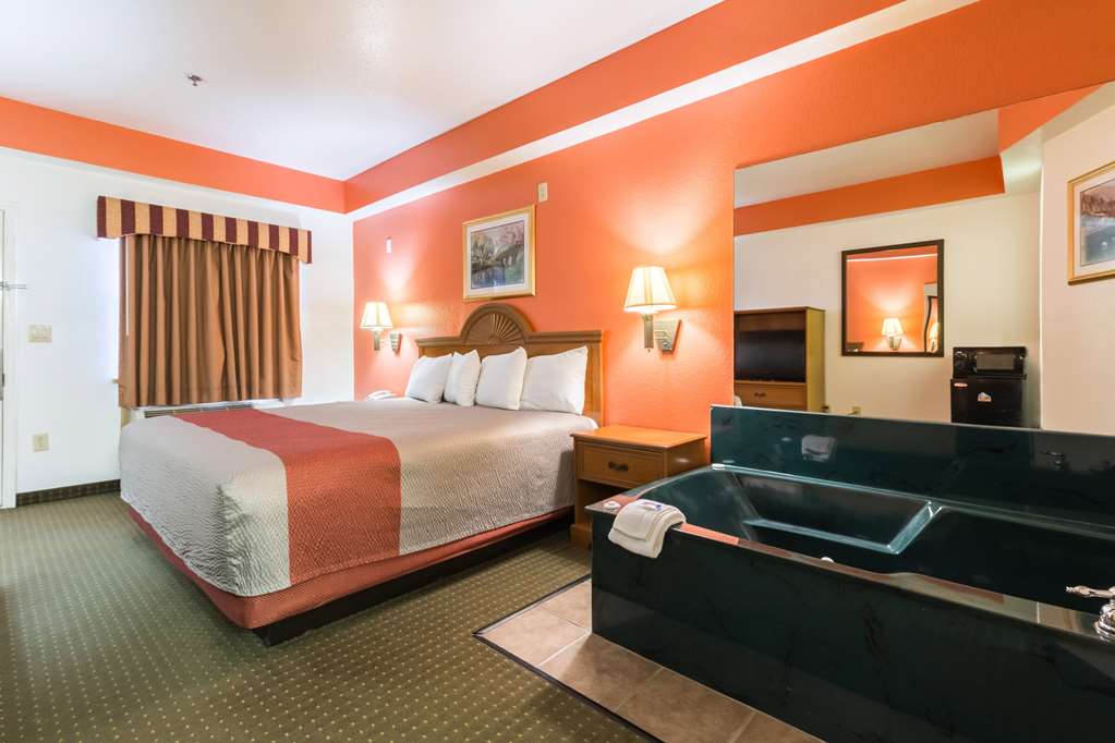 Motel6 Alvarado TX - photo 9