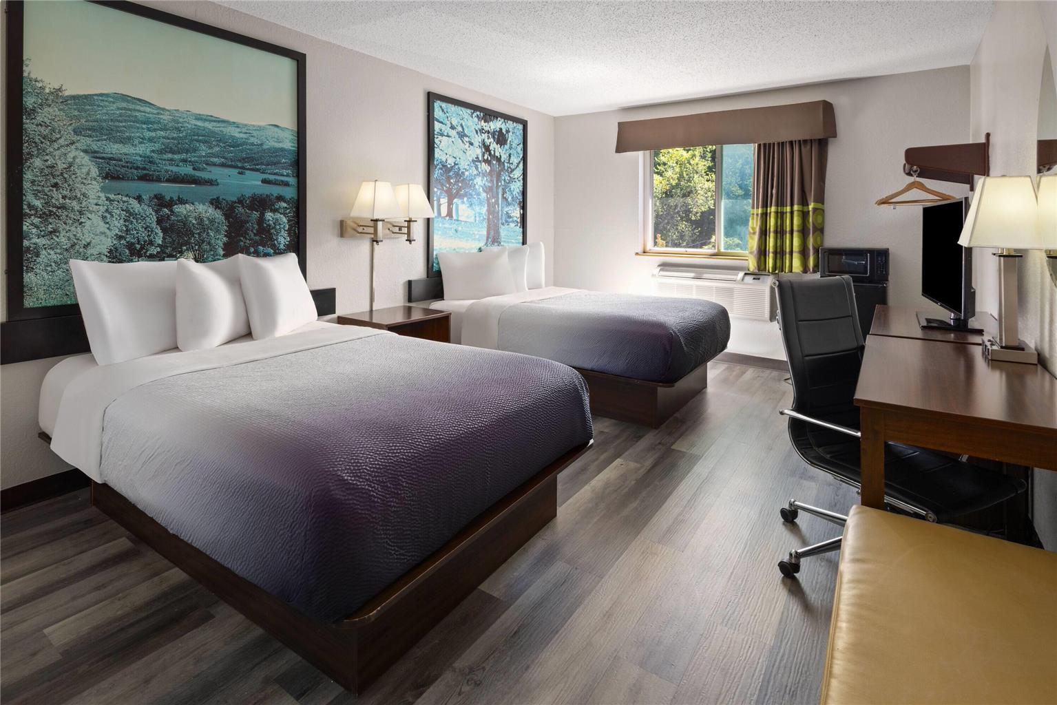 Super 8 by Wyndham Latham Albany Airport - photo 15