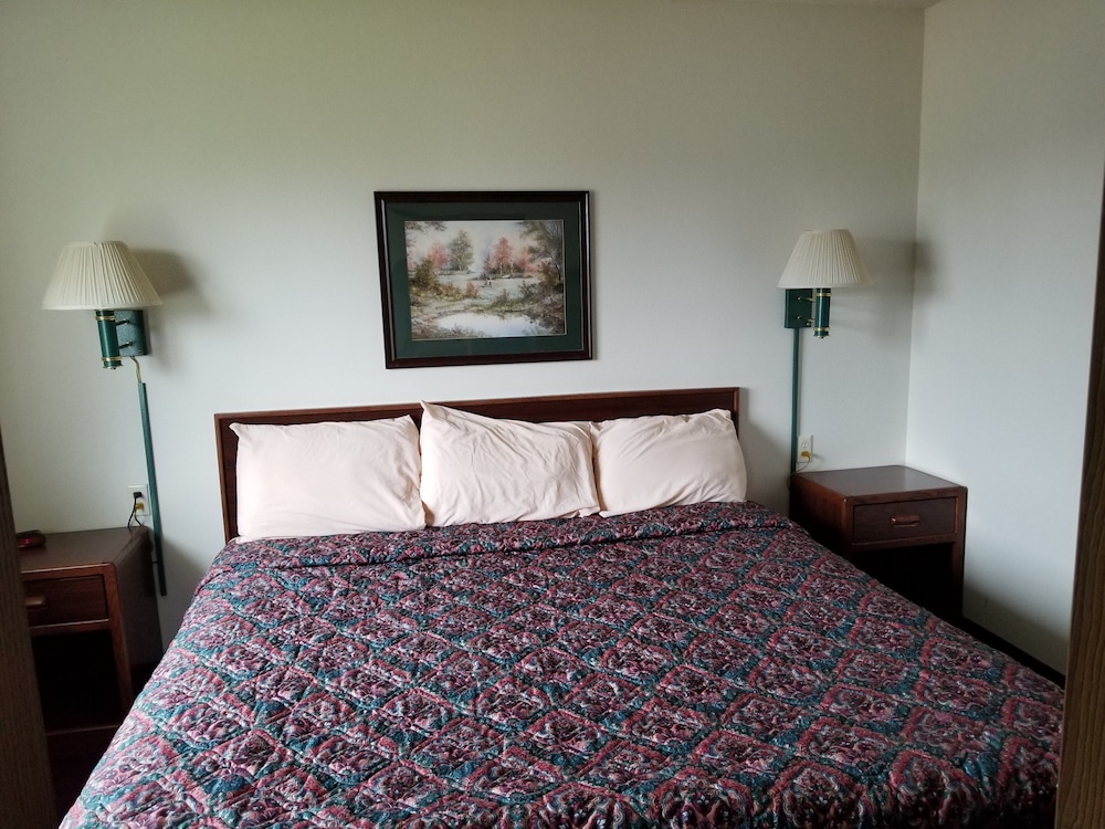 Bilmar Inn & Suites Dell Rapids Near Sioux Falls - photo 76