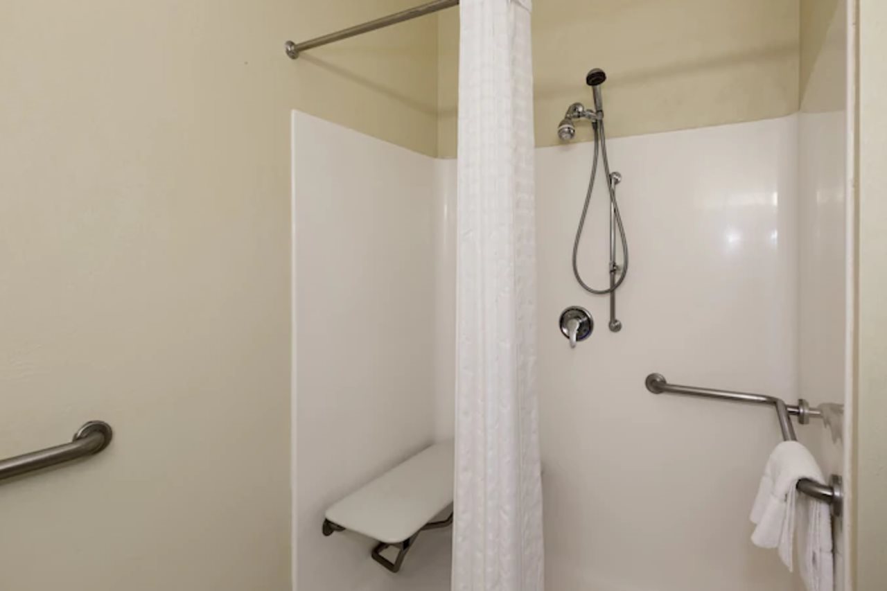Holiday Inn Express & Suites Chicago Matteson an IHG Hotel - photo 8