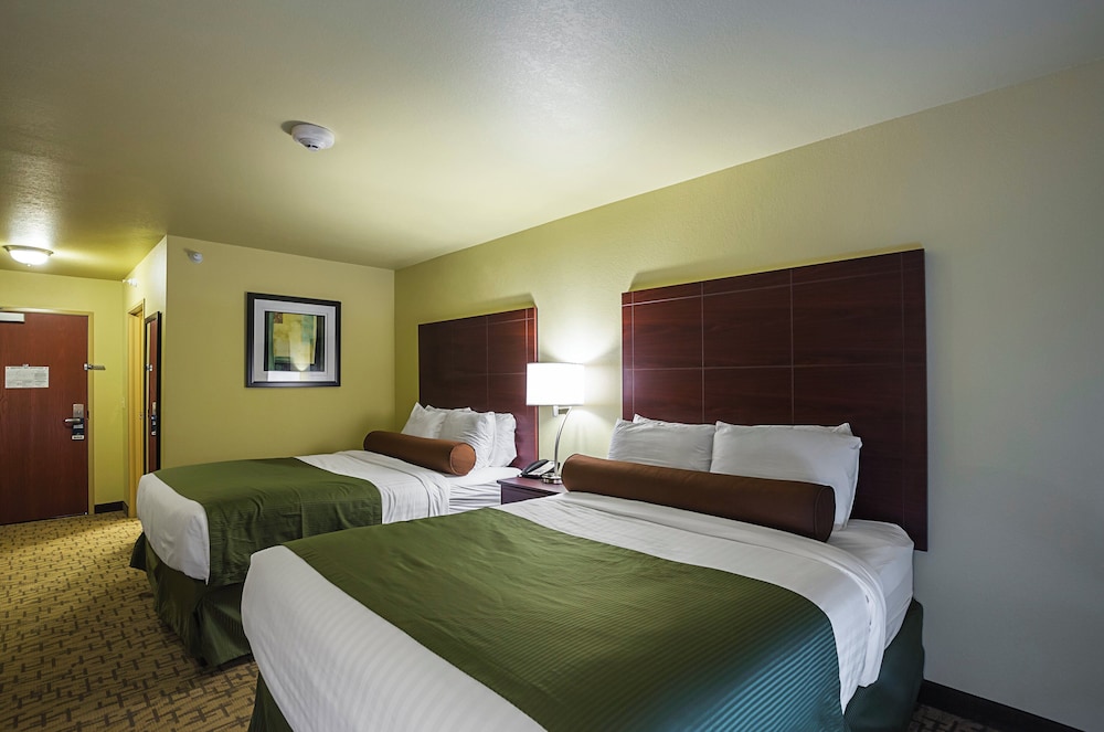 Cobblestone Inn & Suites Altamont - photo 15