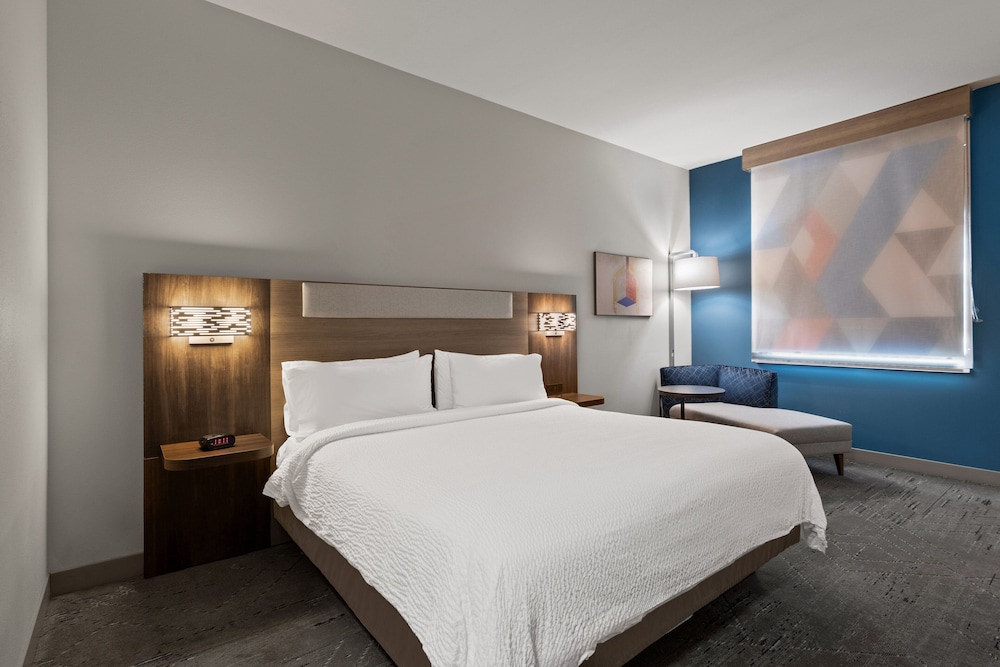 Holiday Inn Express & Suites Oklahoma City NW Quail Springs by IHG - photo 17