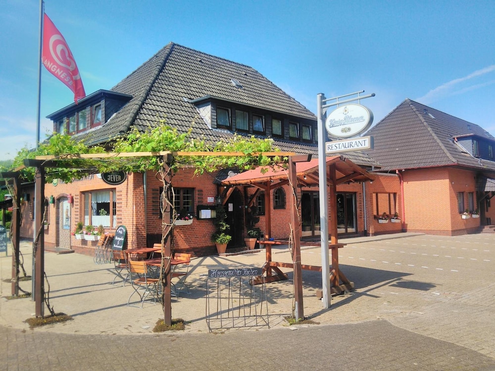 Hotel Rüstersieler Hof — hotel in Wilhelmshaven
