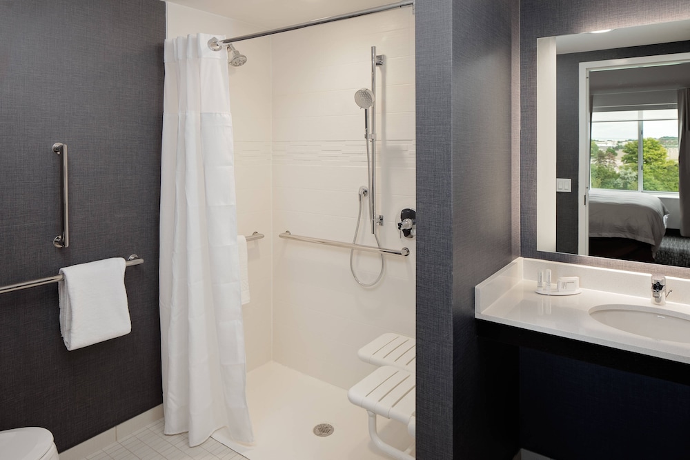Residence Inn by Marriott Detroit Farmington Hills - photo 28