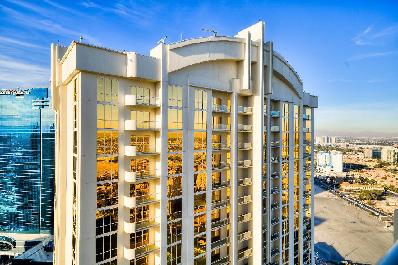 BlueChip at The Signature - photo 7