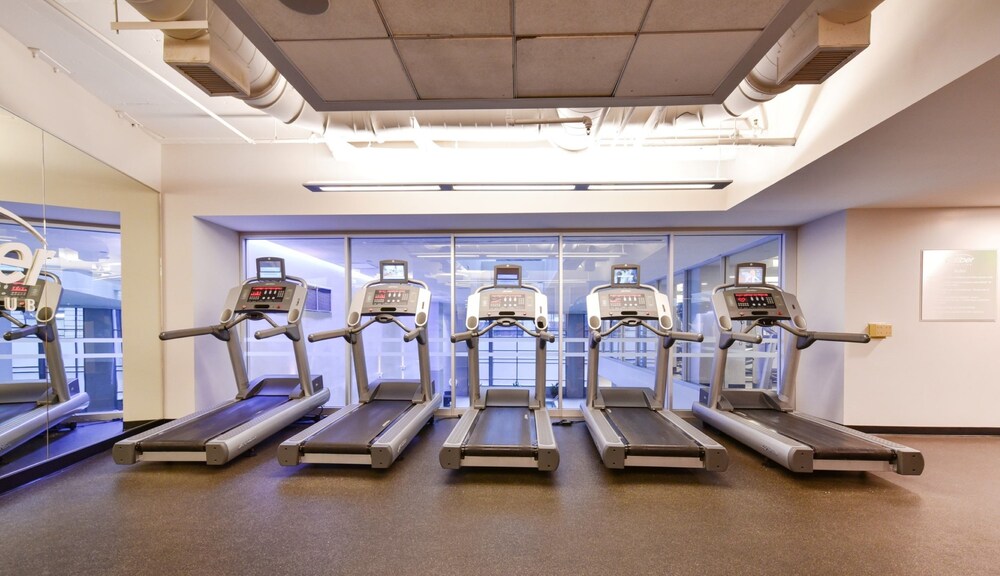 Global Luxury Suites at China Town - photo 24