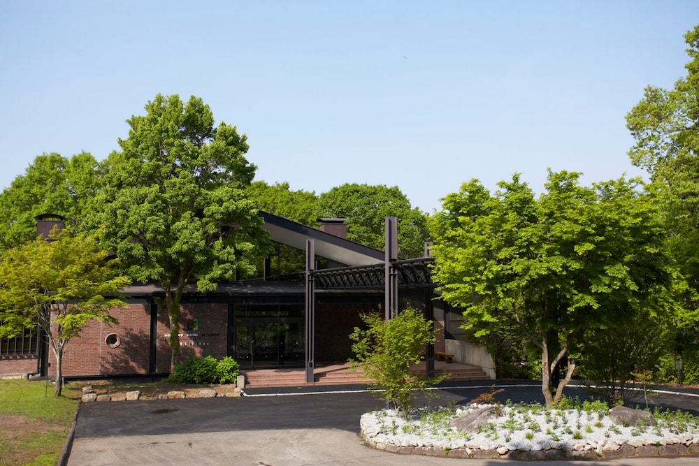 Nojiriko Hotel El Bosco in Nagano, Japan