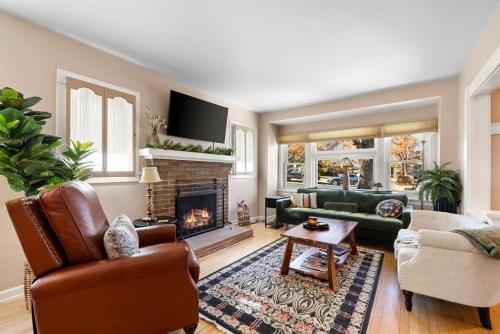 The American Dream Historic Mount Vernon Craftsman in Prescott, United States