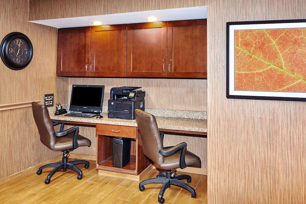 Hampton Inn Lafayette - photo 44