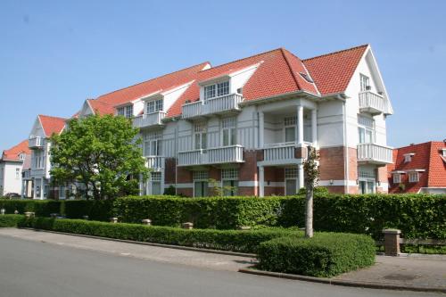 Albatros D2 — 4-Star Luxury Hotel in De Haan, Belgium