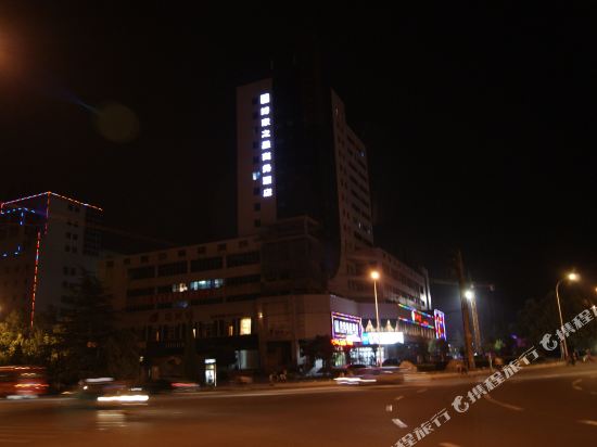 Haojia Star Business Hotel in Lingbao Chengguanzhen, People's Republic of China