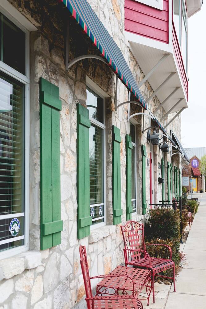 High Cotton Inn - photo 71