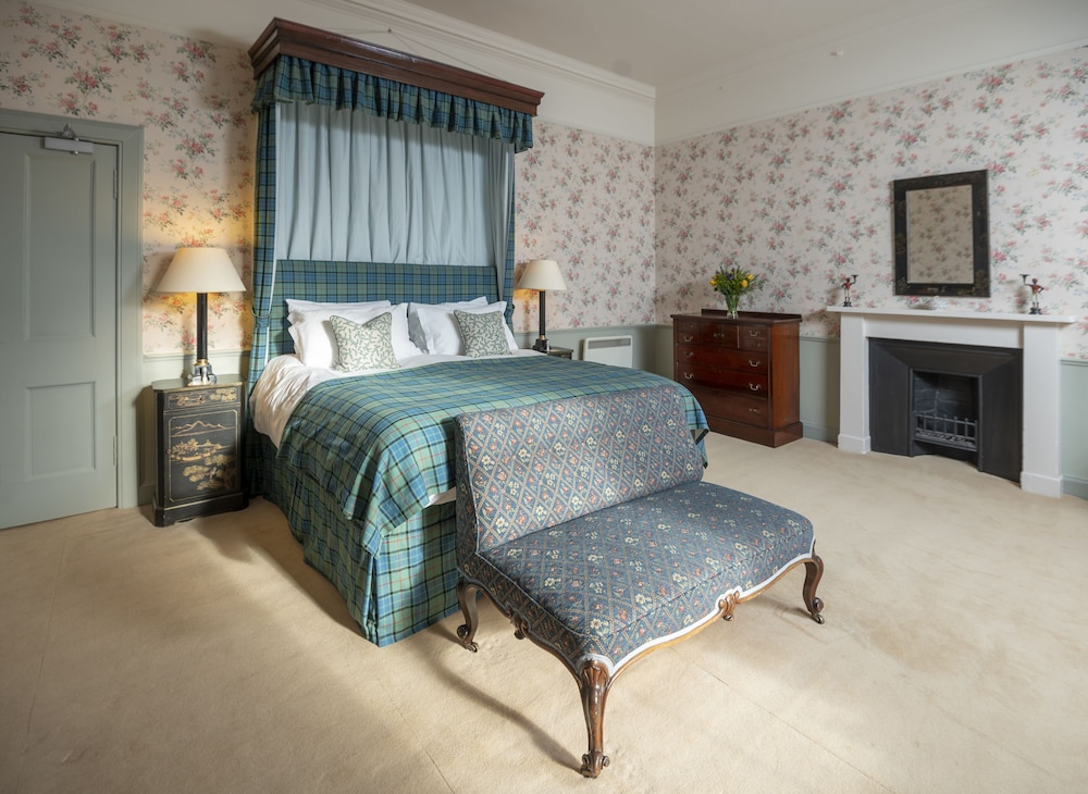 Thirlestane Castle — 5-Star Luxury Hotel in Lauder, United Kingdom