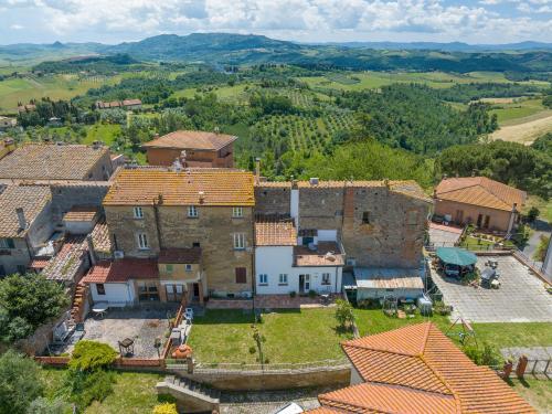 Lecasedicatia in Volterra, Italy