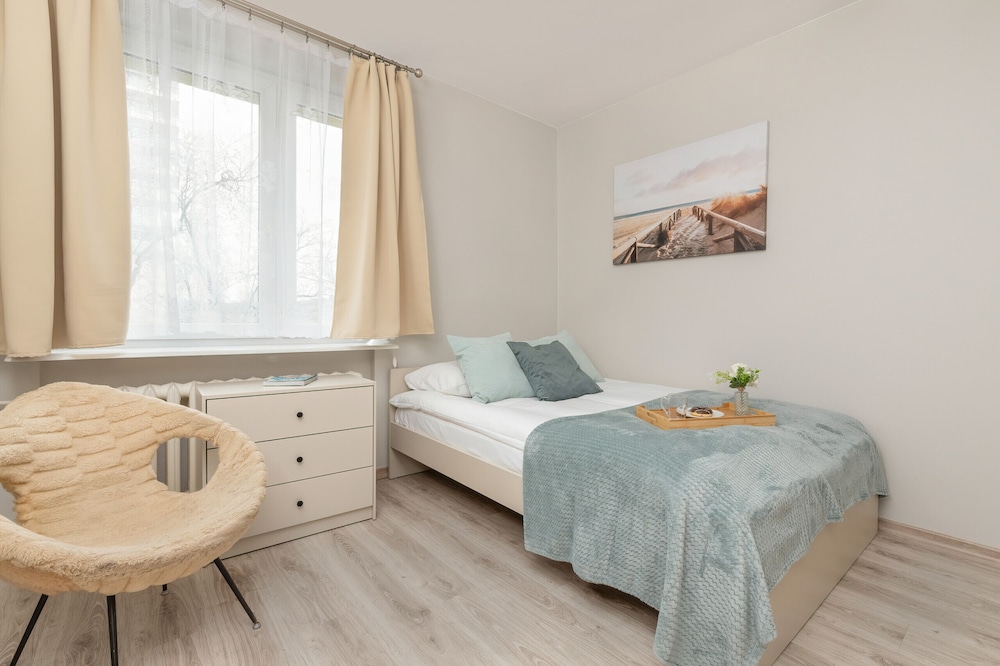 Cosy Apartment with Balcony in Gdansk by Noclegi Renters — 4-Star Luxury Hotel in Gdansk, Poland