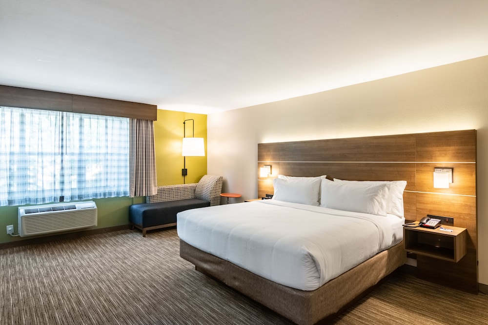 Holiday Inn Express & Suites Camarillo by IHG - photo 10