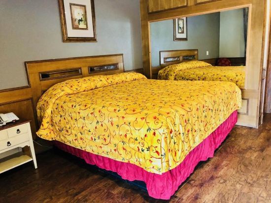 Sunset Inn Longview - photo 9