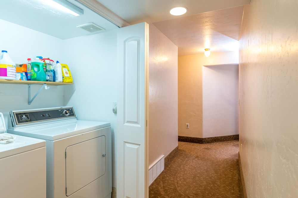 Family Crash Pad near SLC - photo 23