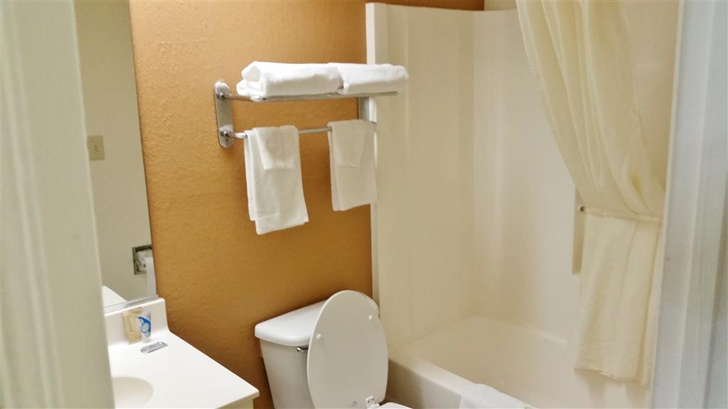 Country Hearth Inn & Suites Augusta - photo 17