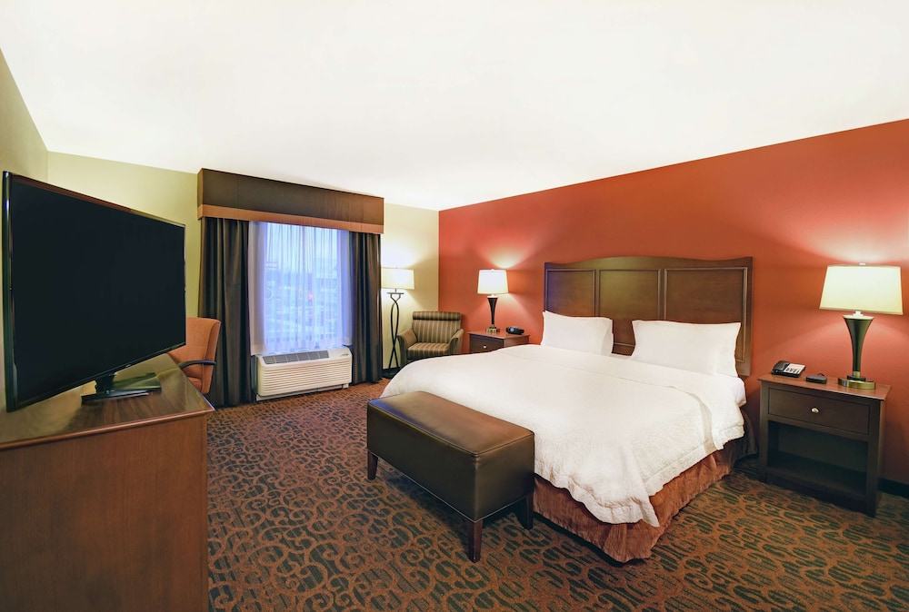 Hampton Inn Beloit - photo 14