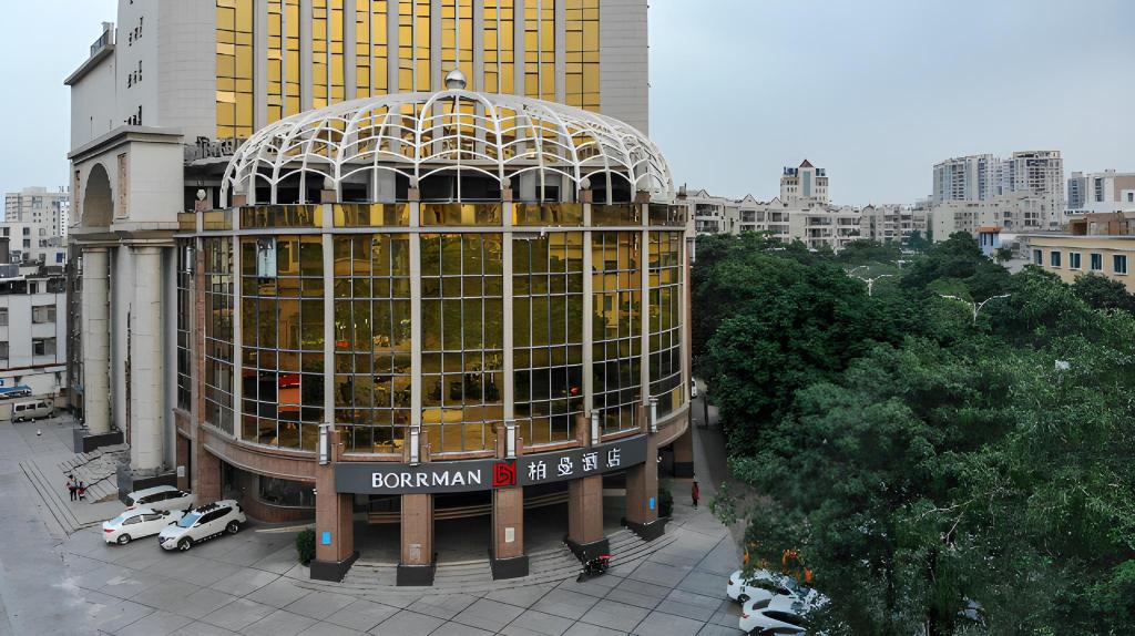 Borrman Hotel Yangjiang Baili Square in Yangjiang, People's Republic of China