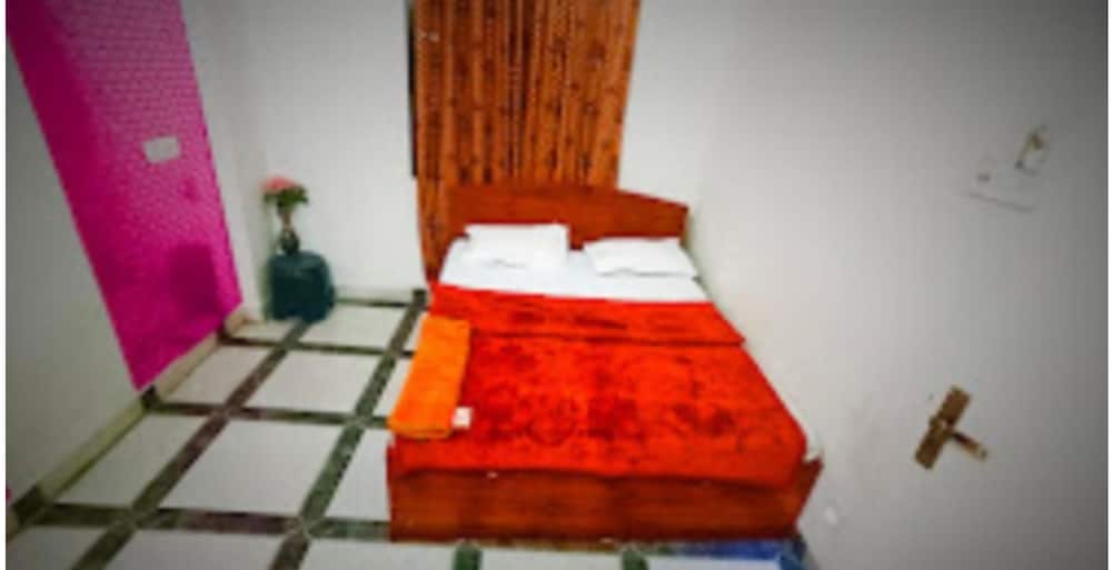 New Hotel Shree Radha Krishna Palace — Maheshwar