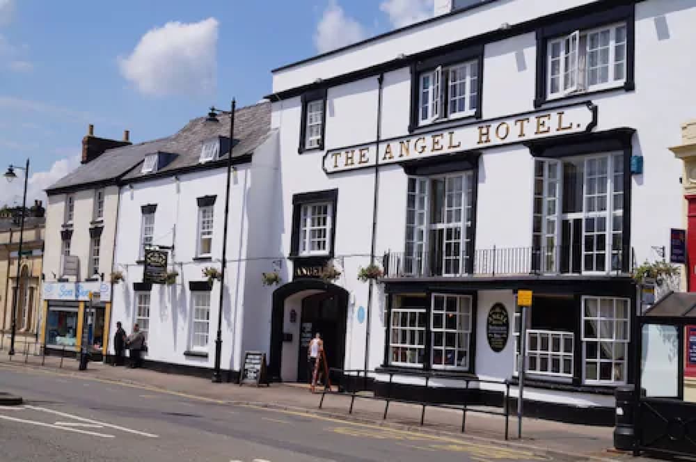 The Angel Hotel — hotel in Coleford