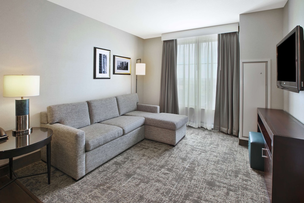 Embassy Suites Columbus Airport - photo 13