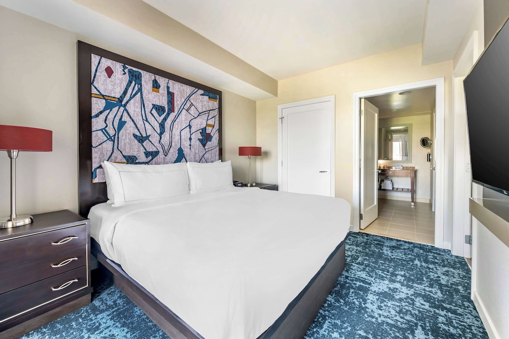 Hilton Grand Vacations Club Las Palmeras Orlando - photo 10