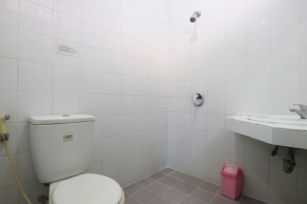 Hotel Kenongo — Surabaya — photo 3