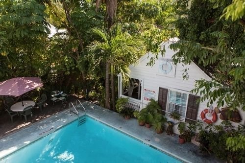 Blue Parrot Inn - last minute hotel in Key West