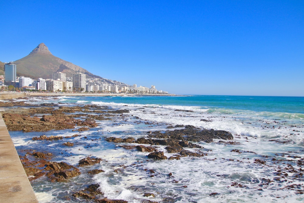 Houghton Place Sea Point — 4-Star Luxury Hotel in Cape Town, South Africa