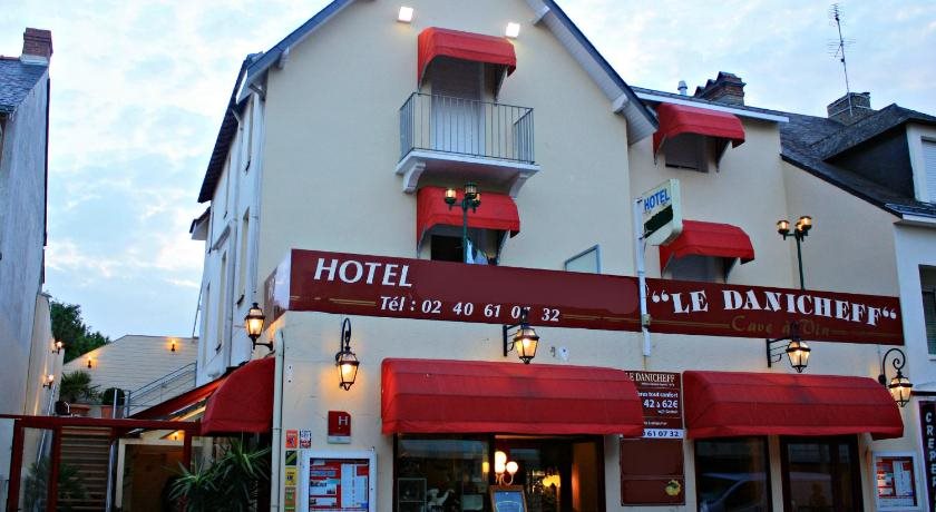 Le Danicheff - carbon neutral hotel in Pornichet