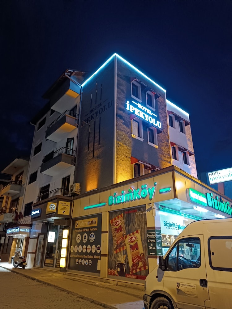 Hotel Ipekyolu — 4-Star Luxury Hotel in Sapanca, Turkey