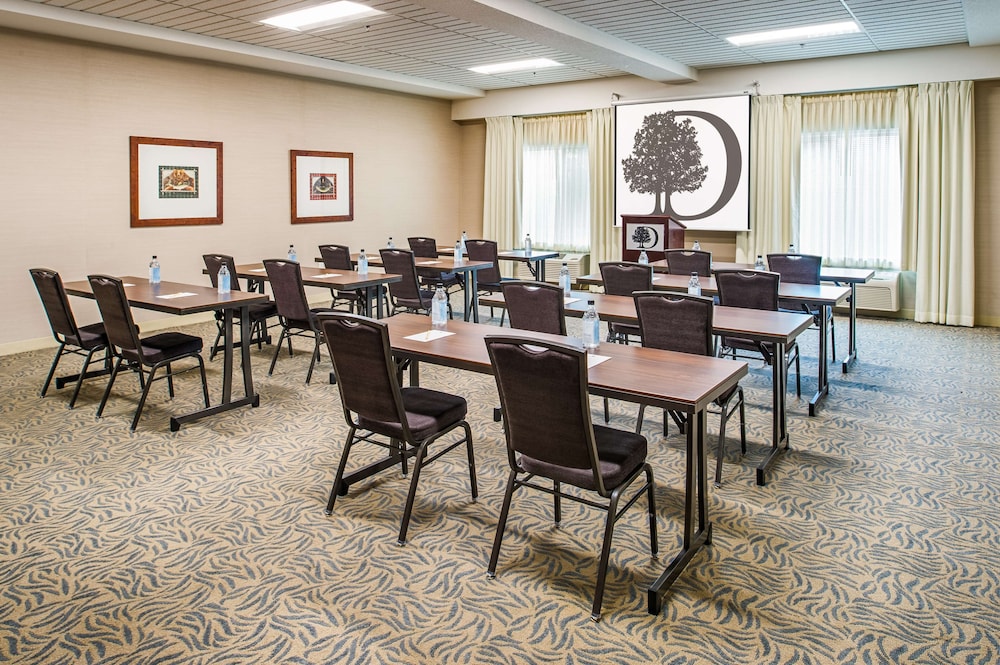 DoubleTree by Hilton Olympia Downtown Capitol District - photo 36
