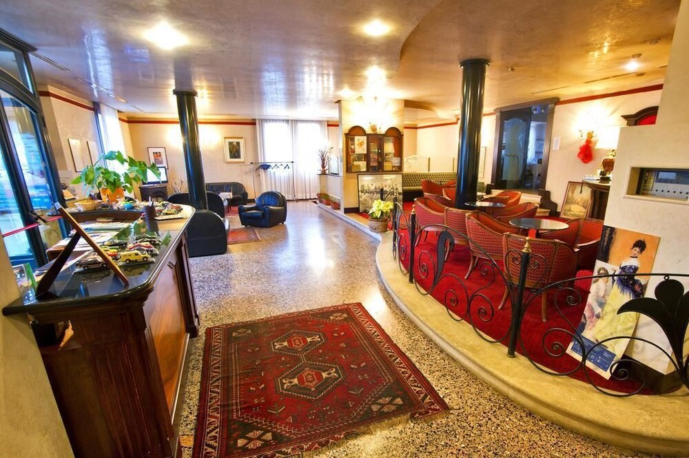 Hotel Villa Regina Margherita — hotel in Rovigo