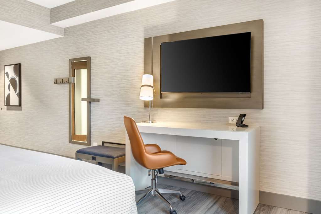 Cambria Hotel Niagara Falls - photo 27