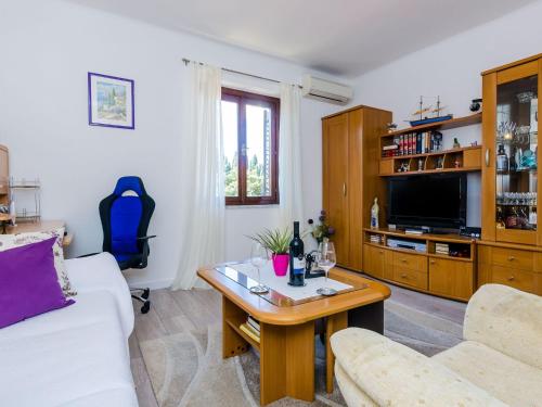 Apartment Veronika One Bedroom Apartment with Terrace