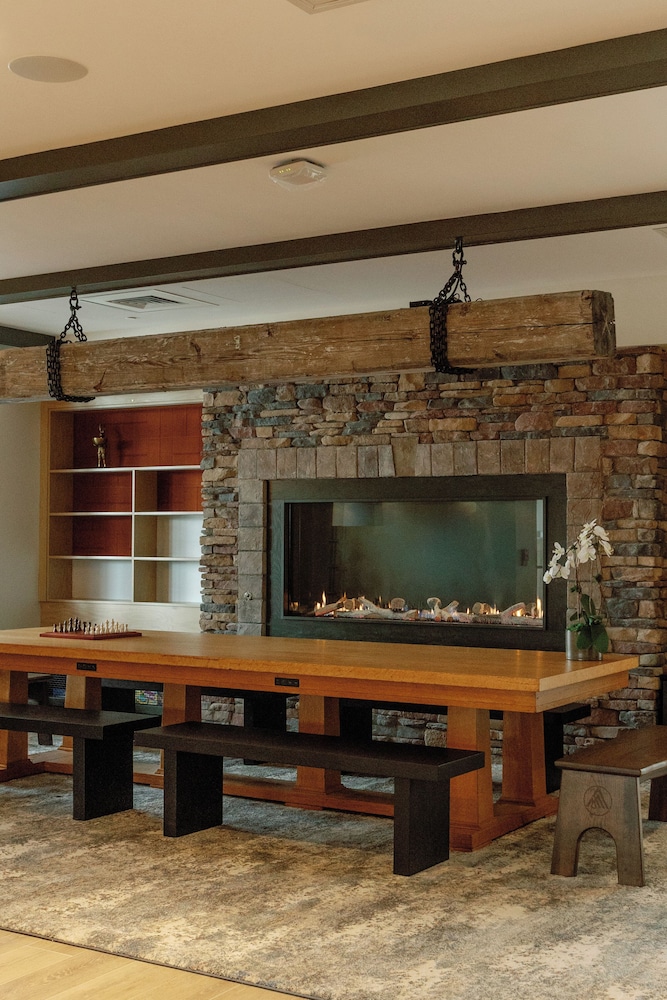 The Embers Hotel - photo 84